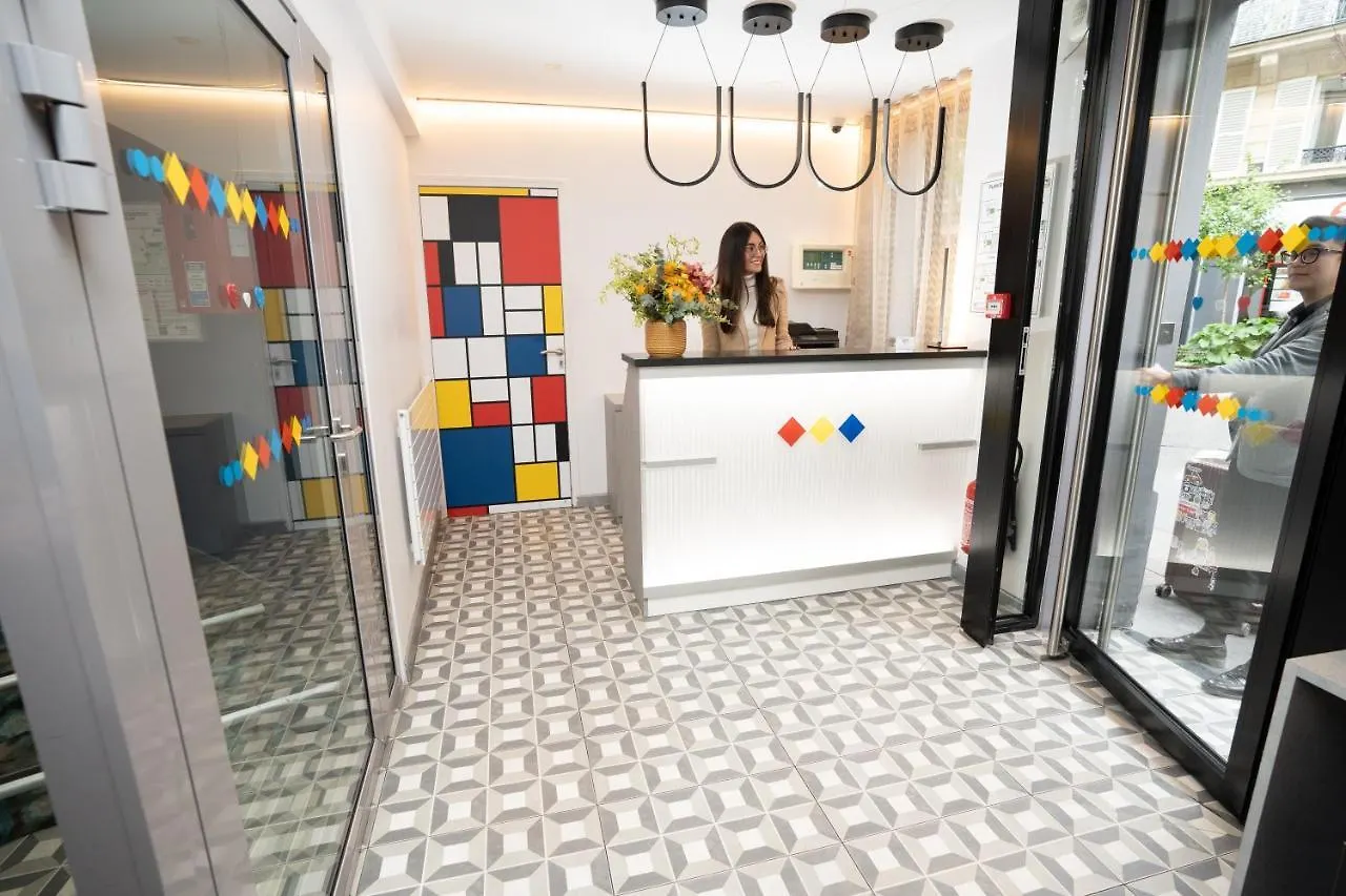 Hotel Du Mont Dore Batignolles Paris