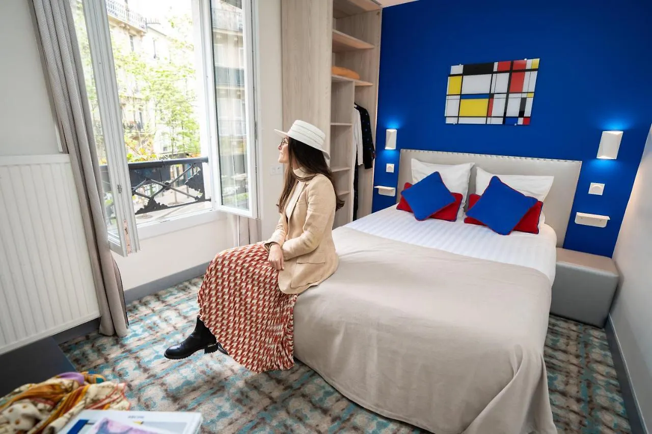 Hotel Du Mont Dore Batignolles Paris