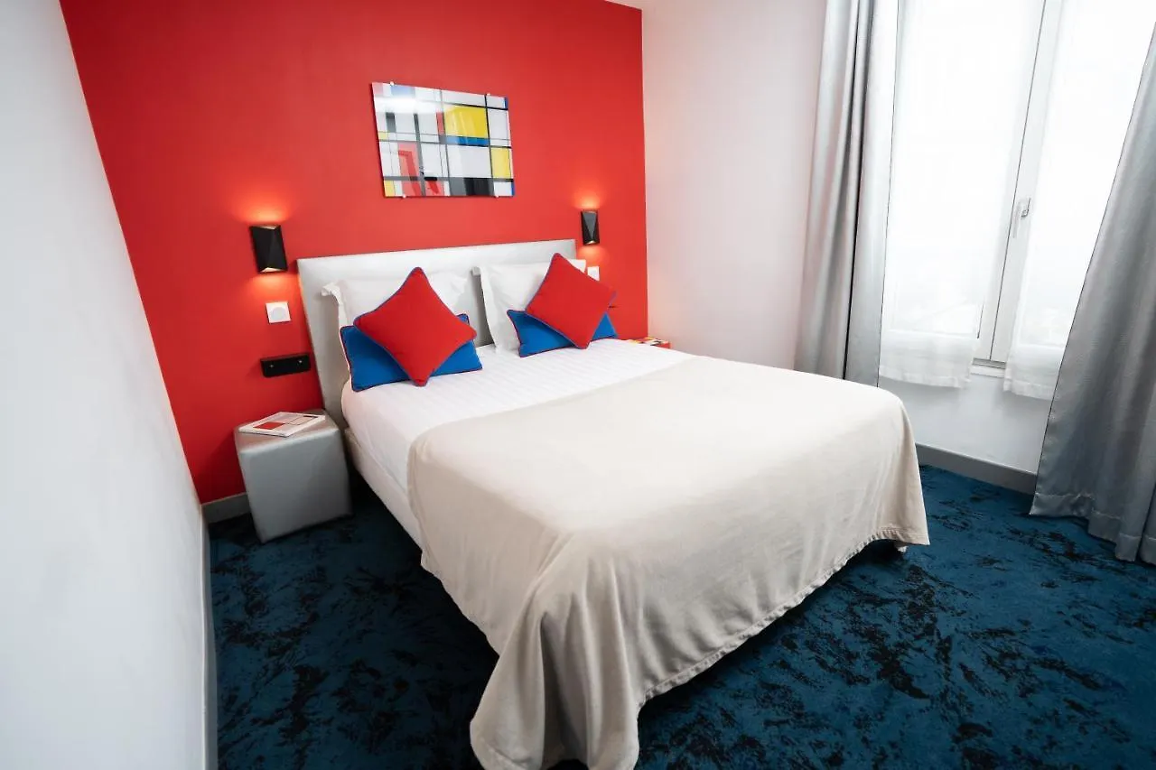 Hotel Du Mont Dore Batignolles Paris